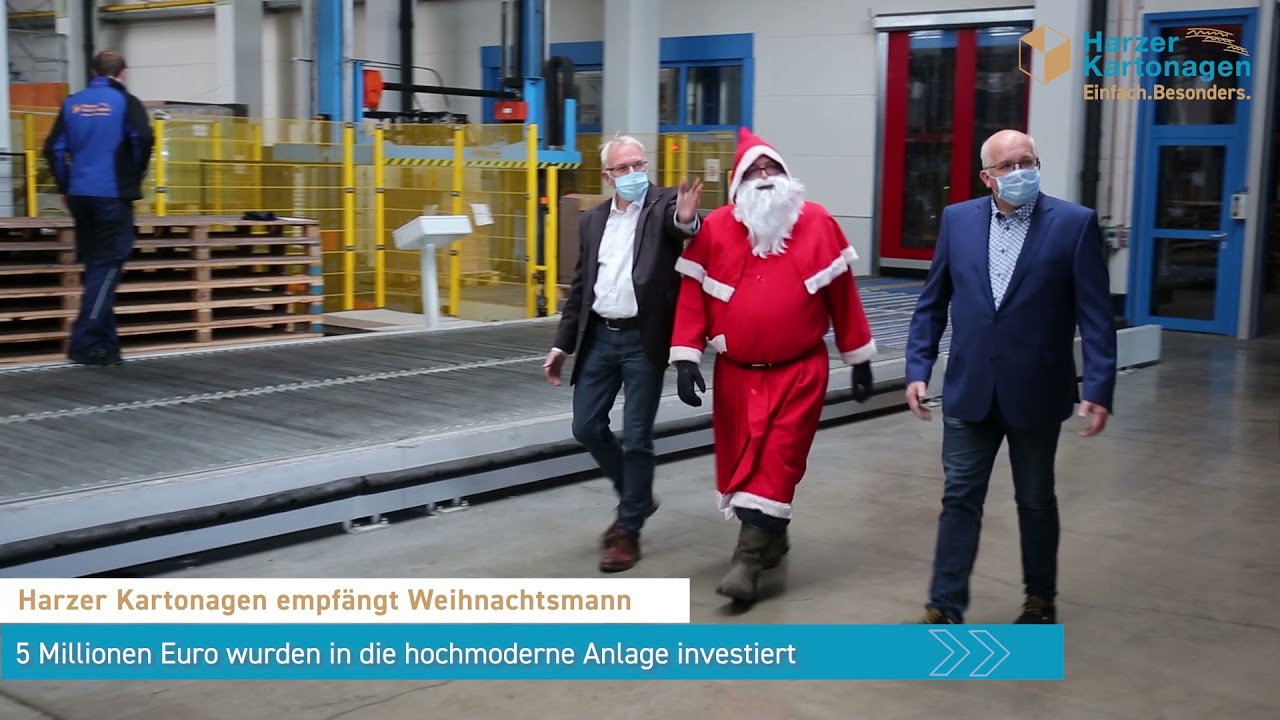 Weihnachtsmann zu Besuch bei Harzer Kartonagen in Langelsheim