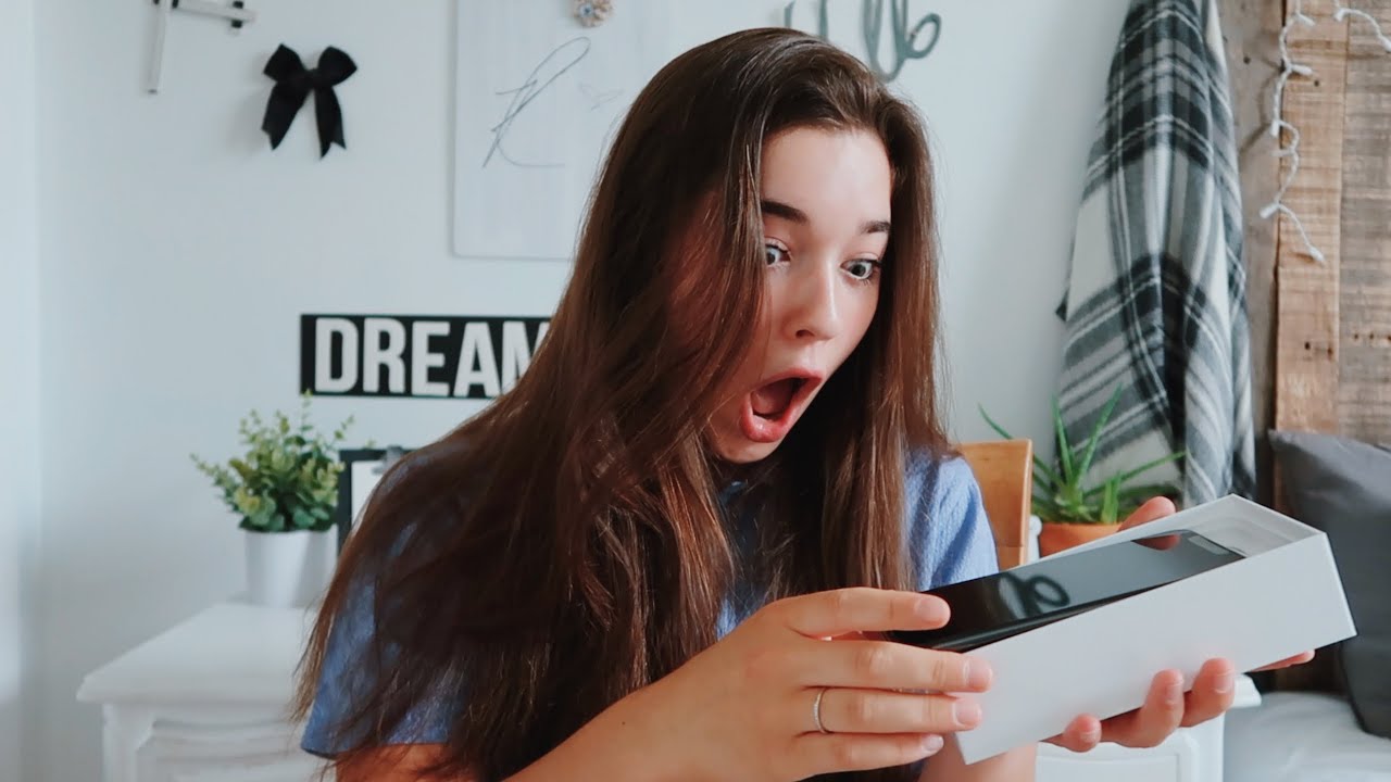iPhone XS Max Unboxing