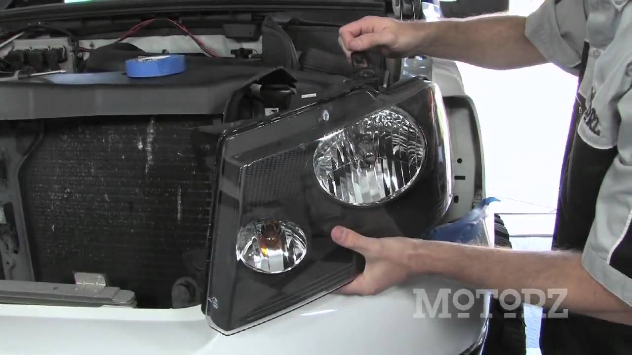 MotorZ.TV Installation guide for Hella's High Performance Xenon Blue headlamp bulbs