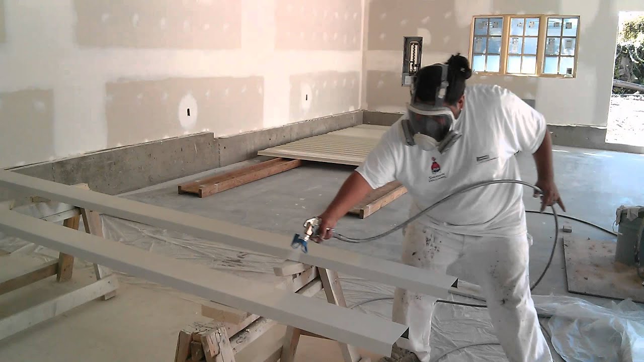 Fine finish spray painting with airless machine