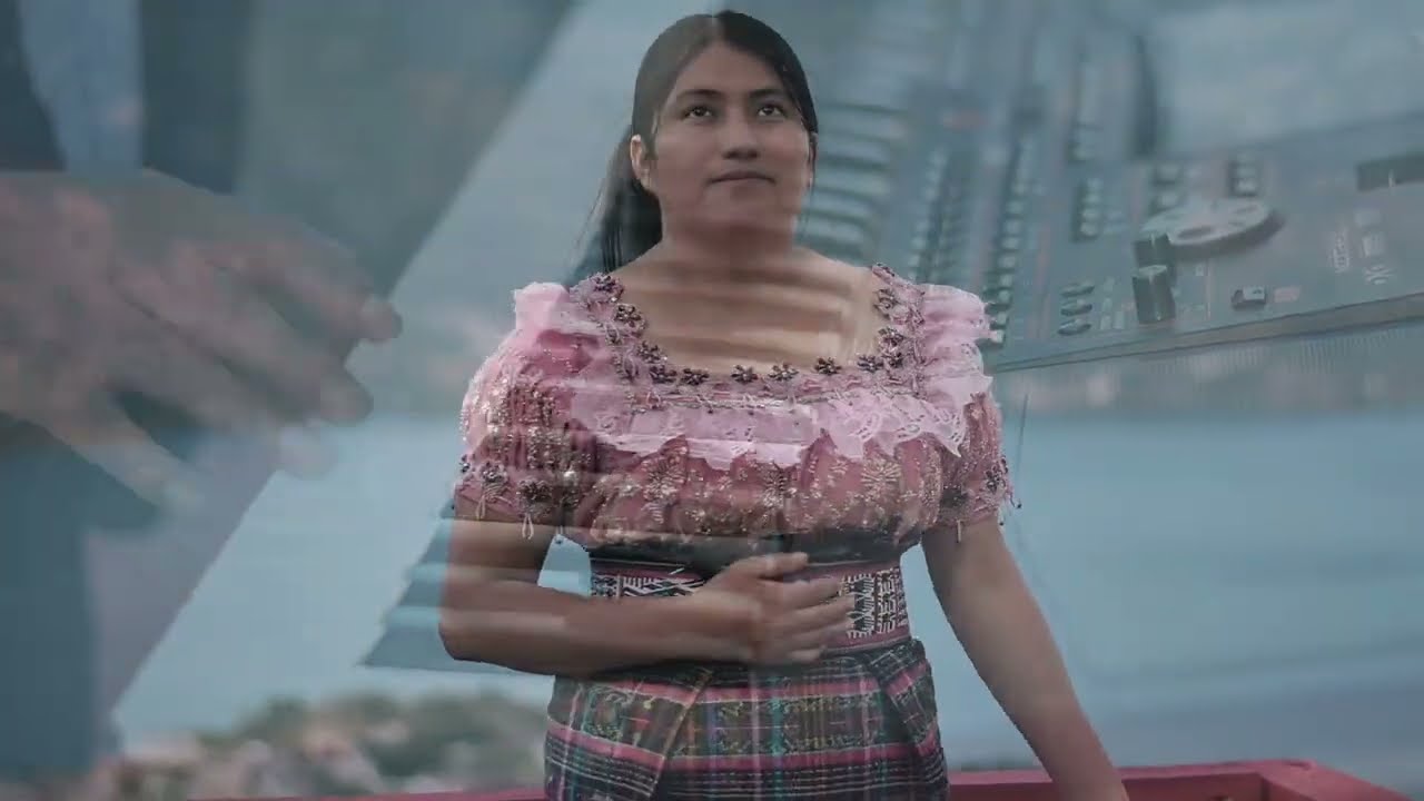 Julia Velasquez  - Me Elejiste