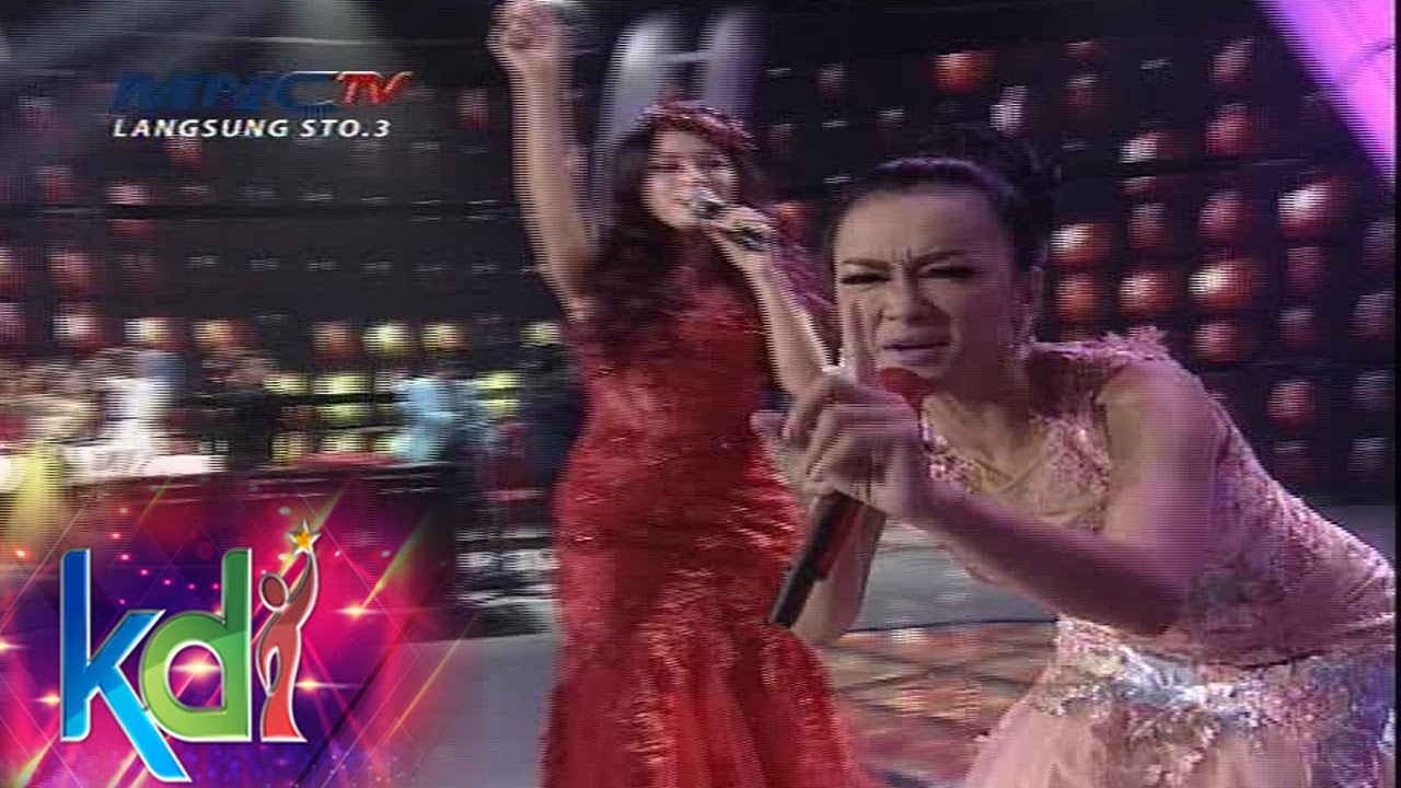 Julia Perez Feat. Zaskia Gotik 
