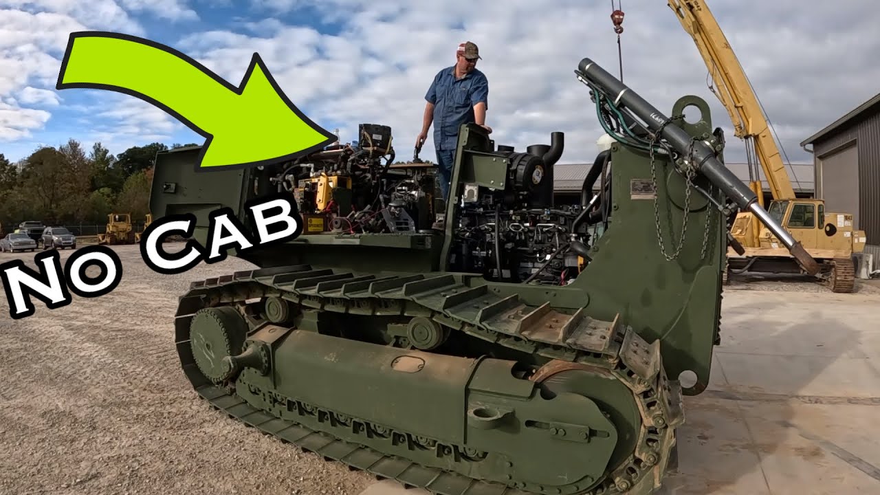 New old stock abandoned John Deere 850JR bulldozer comes alive again with help @AreaDieselService
