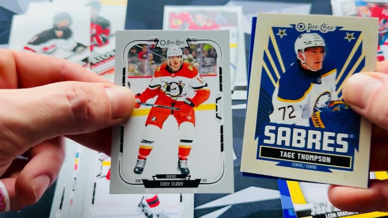 Hockey Cards -- Canada Vancouver