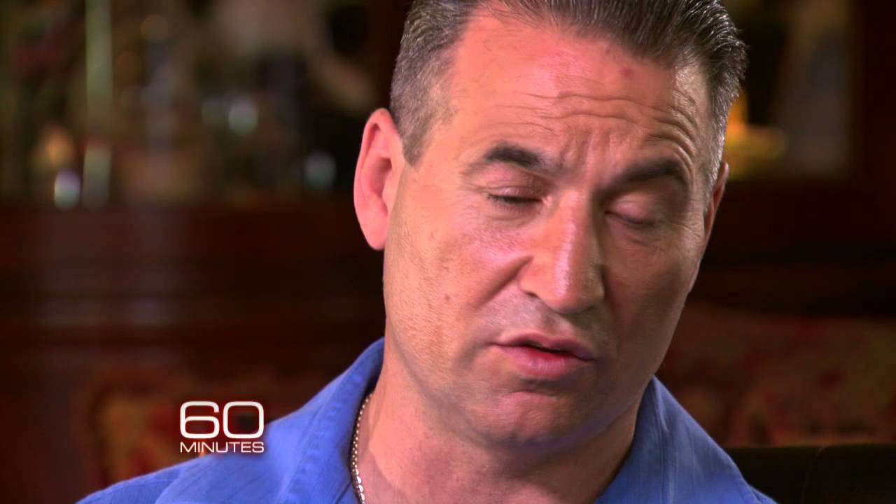 Hit man John Veasey: mama's boy?