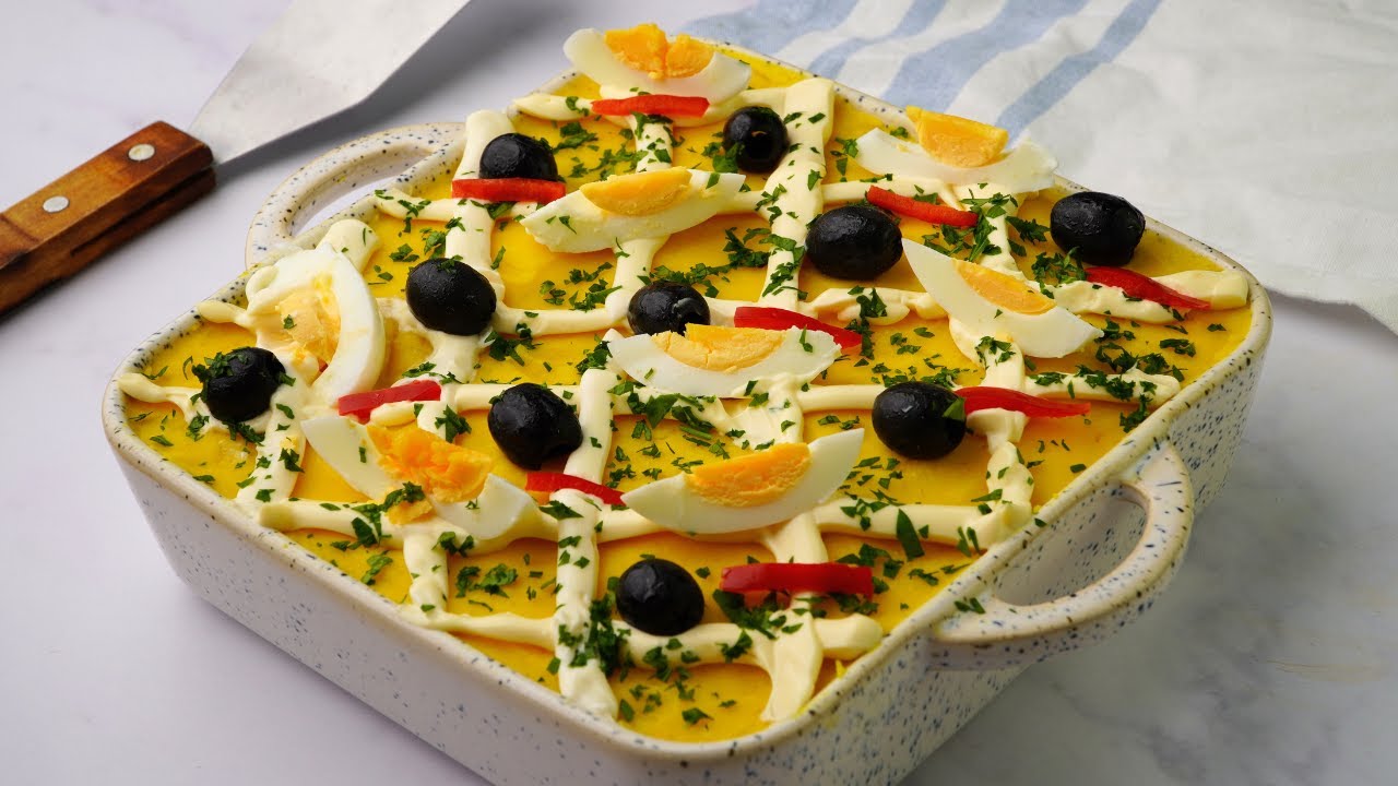 CAUSA RELLENA DE POLLO PERUANA [CAUSA LIMEÑA]