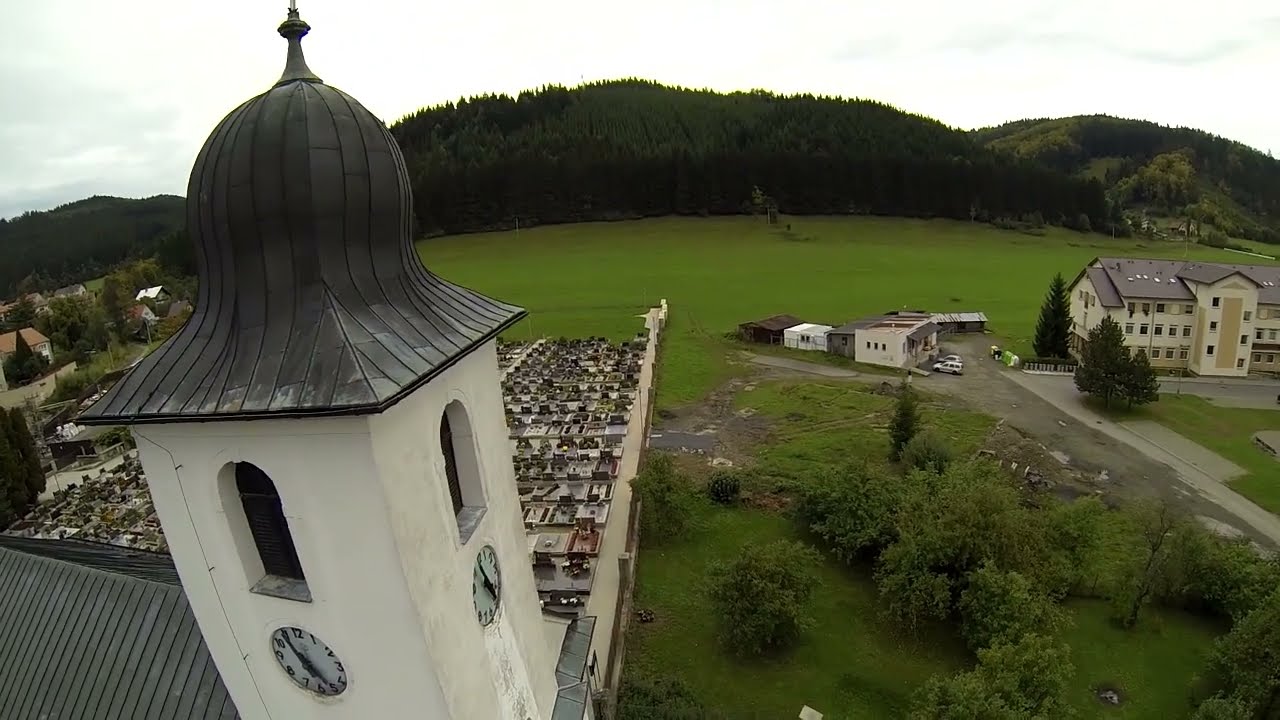 Halenkov na křídlech ptáků