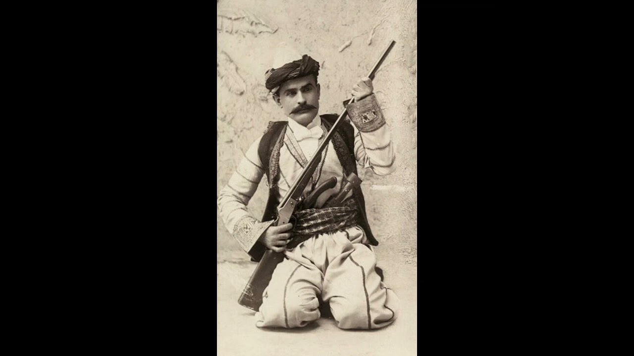Kurdish Folk Song &bull; A collection of Kurdish folk songs in Duhok National Dance Festival