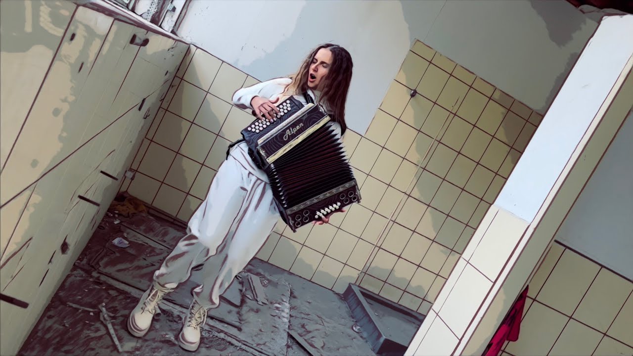 Jožin z bažin - Sandra KRČMÁRIKOVÁ