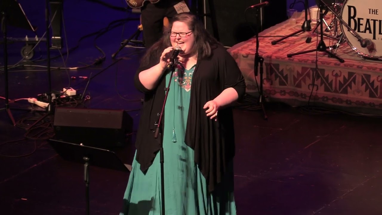 Reeve Coobs Sings 