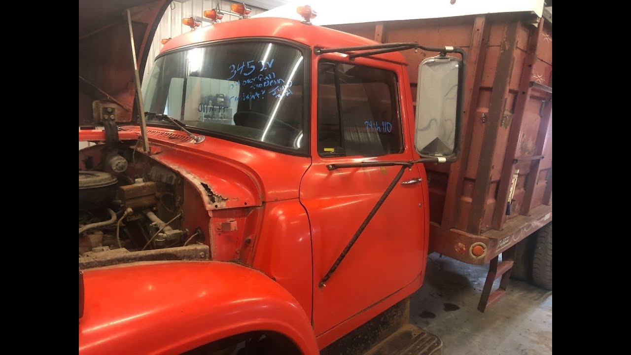 1974 International 1700 LOADSTAR Cab Assembly - 25023984