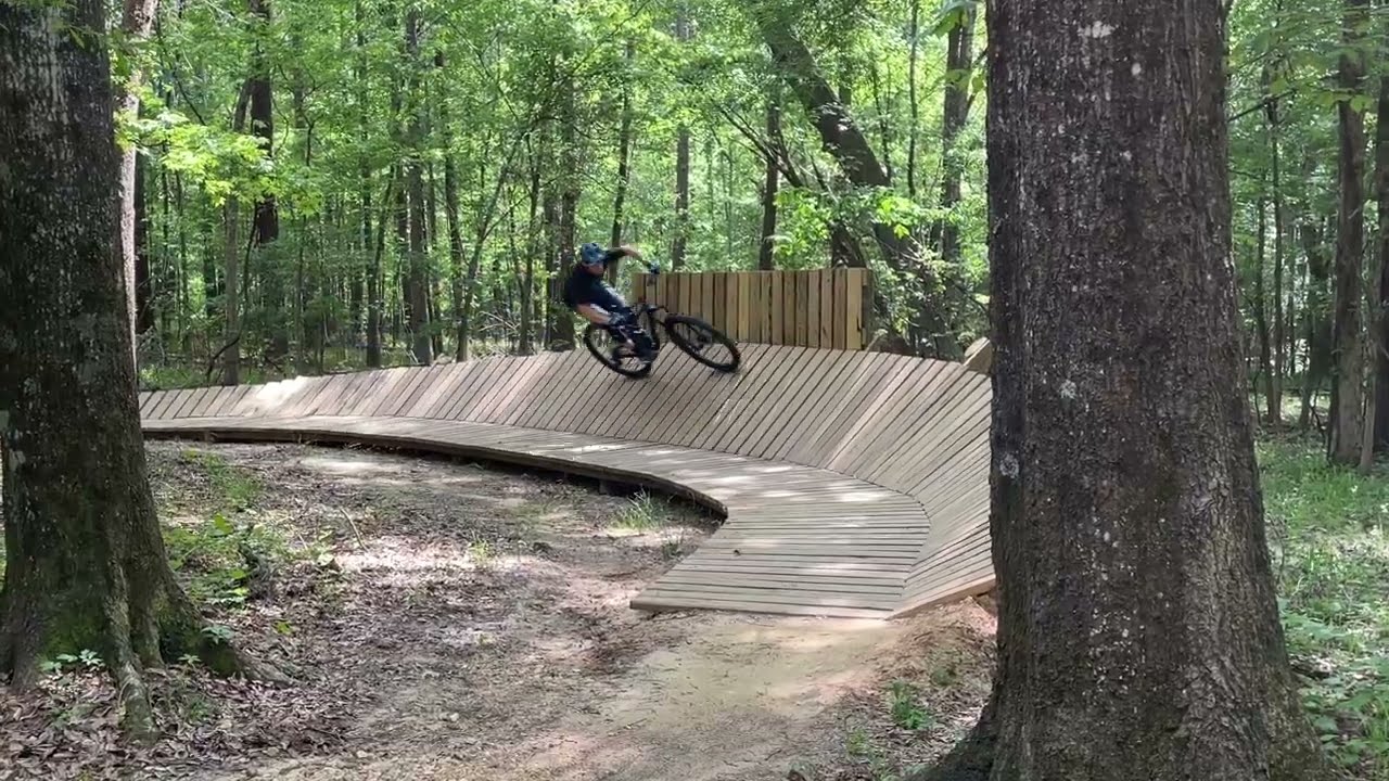 Trek Fuel EX 5 Ridgeland MTB Trails Play Riding