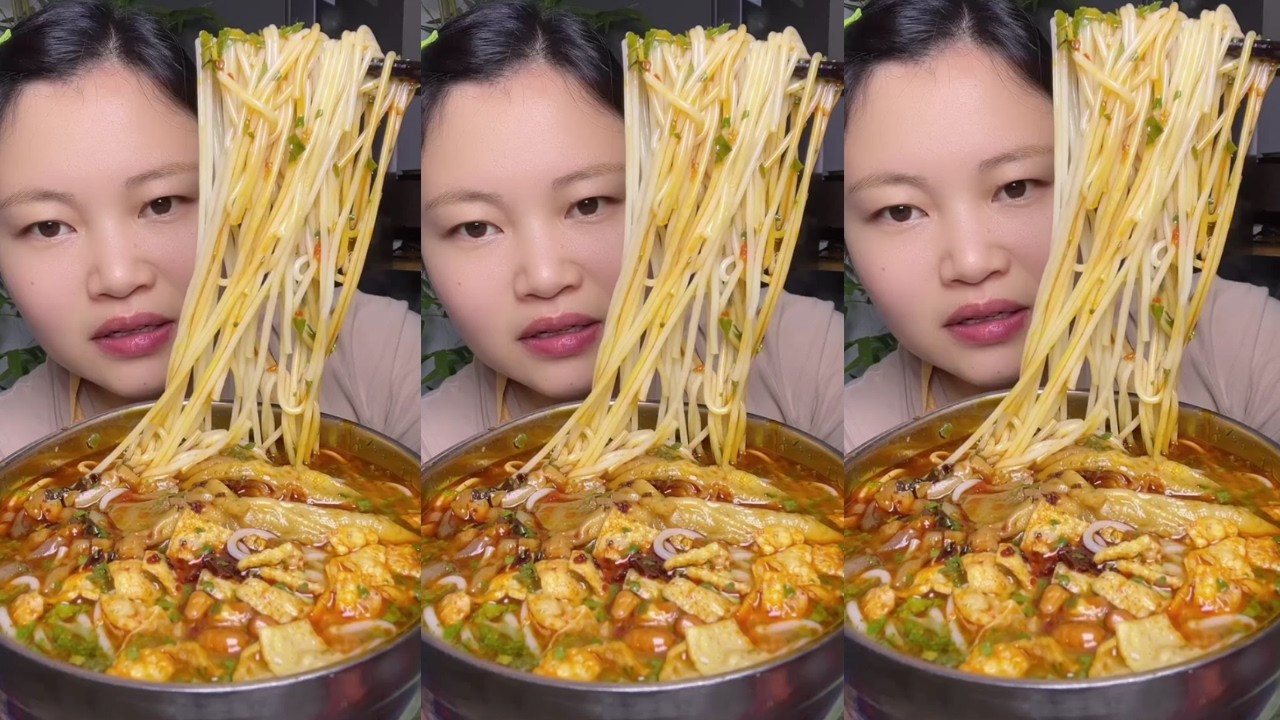 Tangy Pickled Peppers and Spicy Snail Noodles 🌶️🔥 Satisfying Eating Show Full of Flavor!