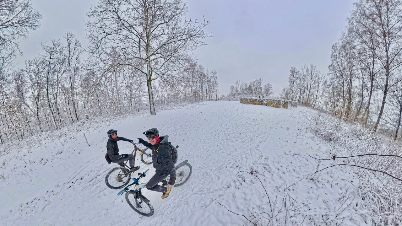 11-01-2026 snow mountainbike ride around Maastricht D’n Observant and Eben Eijmael with Martijn