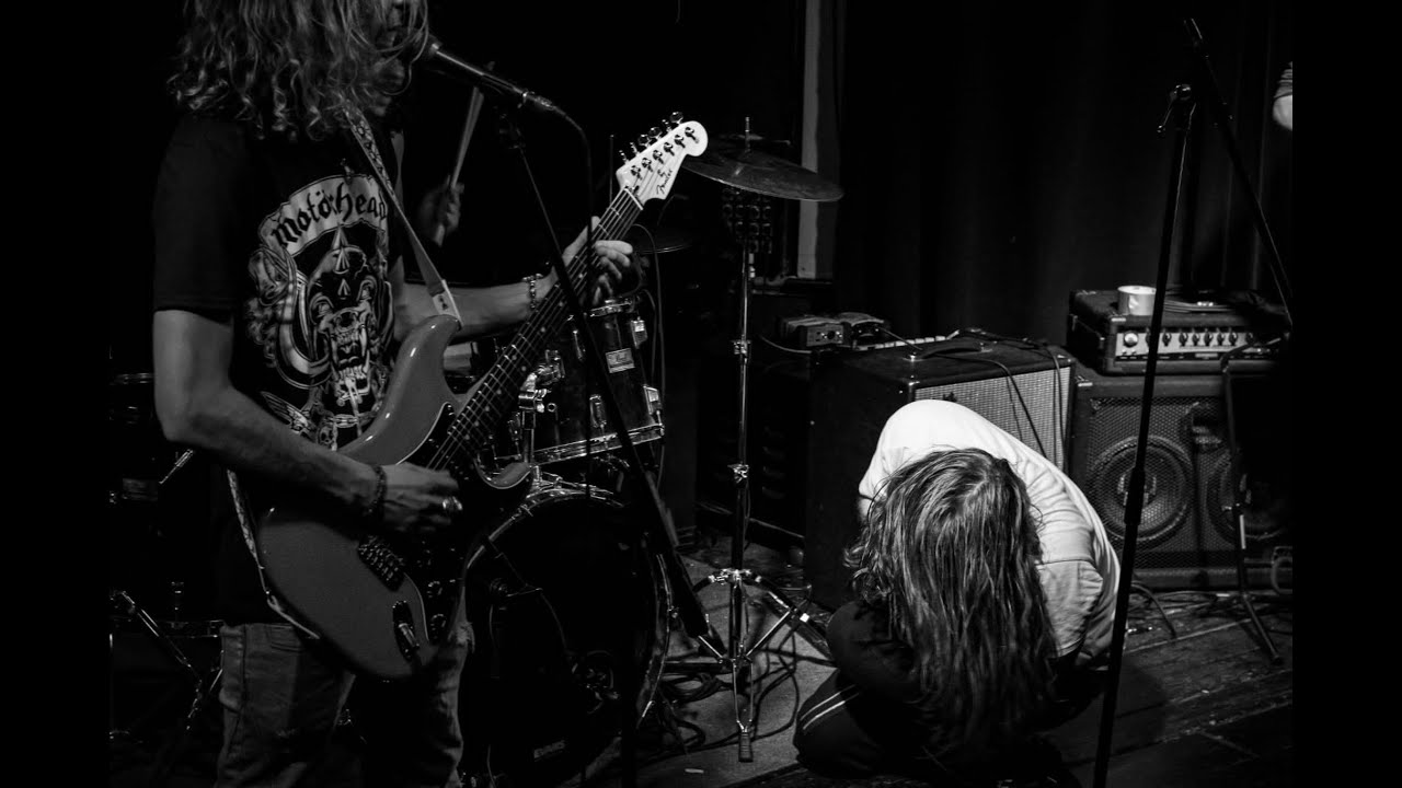 StoneCrown - Sick-head (Live performance at Fiddler's Elbow)