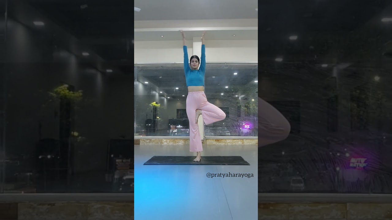 Beginner?  Start these 3 easy standing yoga poses🧘🏻&zwj;♀️ #beginners #yogaforbeginners #ektaa #yogafit