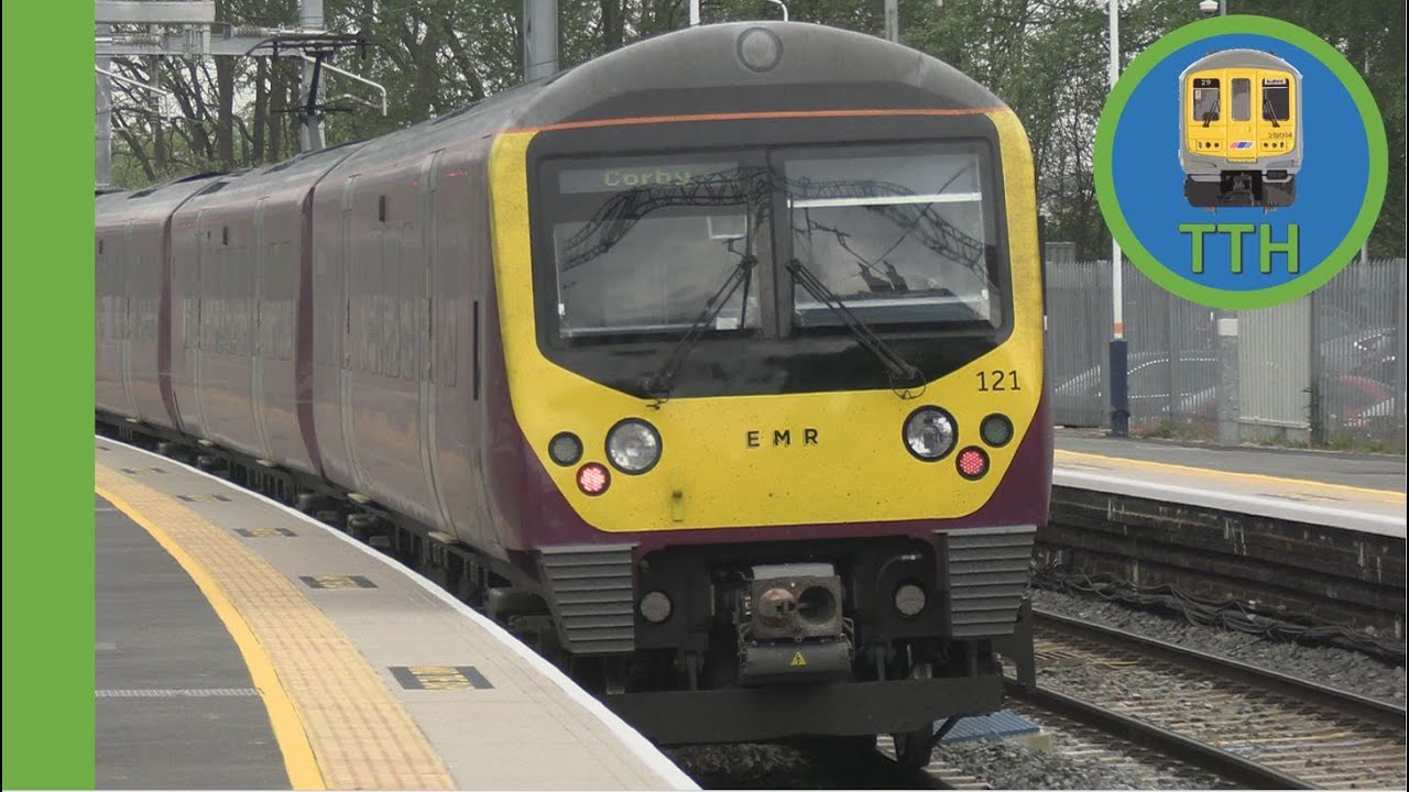 Class 360 departs Kettering