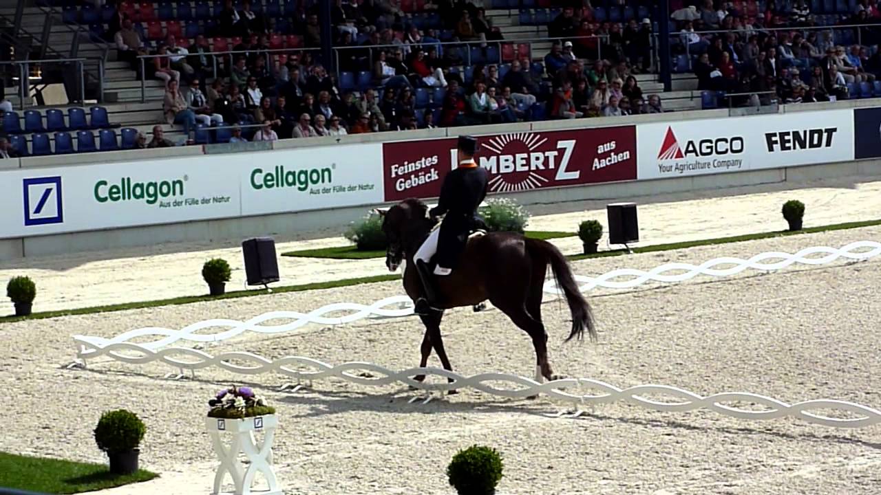 Tango - CHIO Aachen 2011 Hans Peter Minderhoud