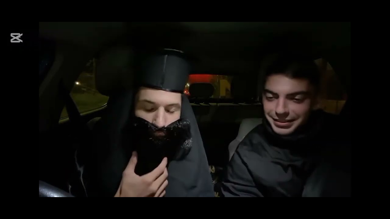 ΜΙΤΖΟ ΛΕΕΙ ΙΣΤΟΡΙΑ ΜΕ ΜΙΛΦ + ΜΗΝΎΜΑΤΑ!!😂😂