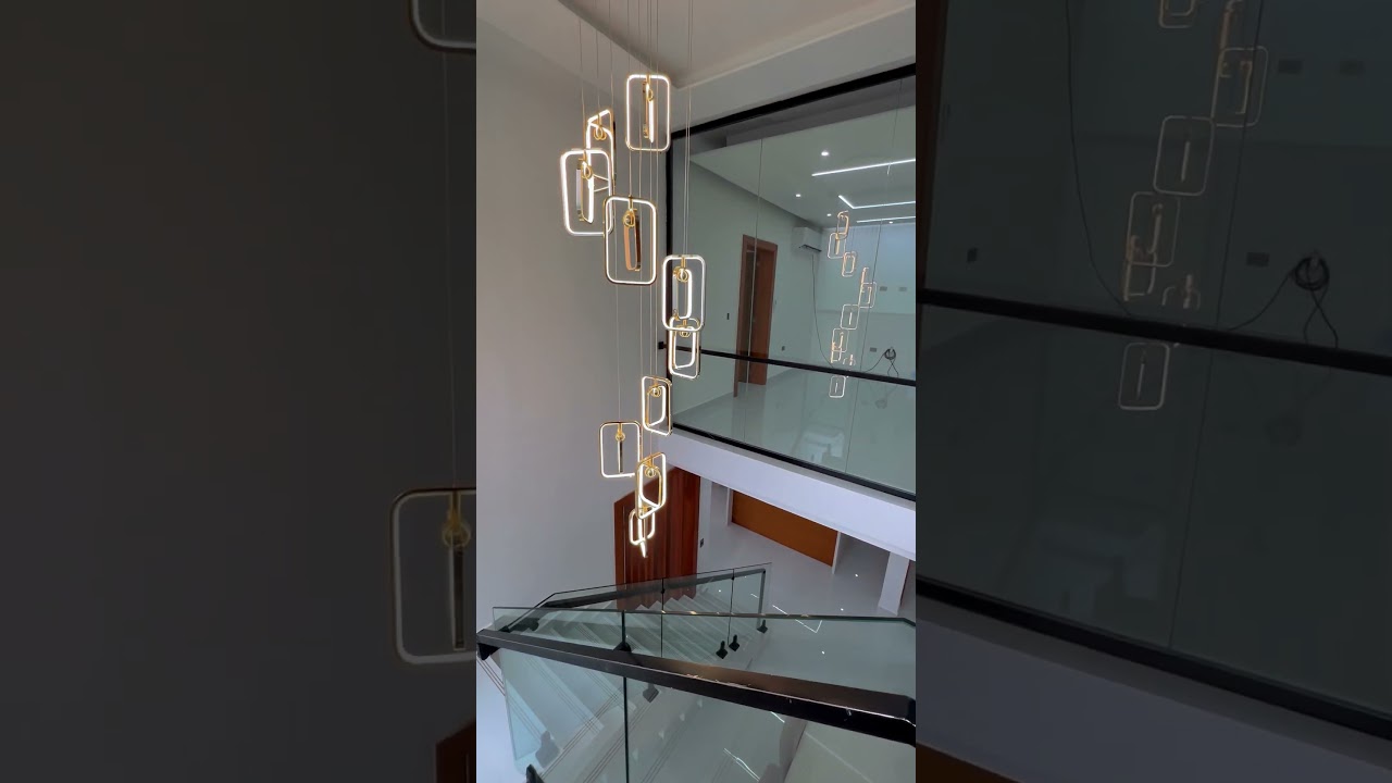 Escaleras al 2do Nivel en CASA de LUJO con PISCINA 🇩🇴 #realestate