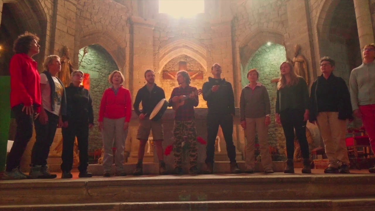 ULTREÏA ! - Chant du chemin de St Jacques, revisité par Romain Clamaron - Méditation sur Compostelle