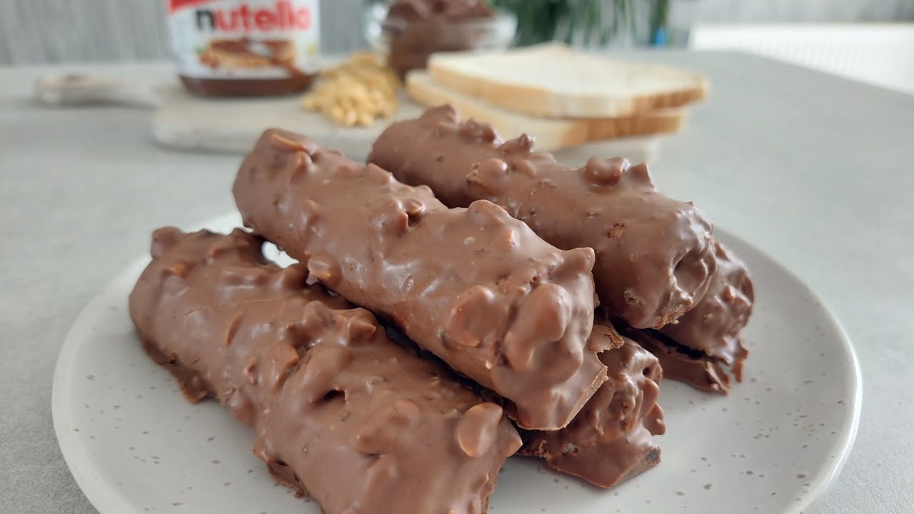 Nutella chocolate-coated  bread rolls 😋 Delicious no bake dessert 😋