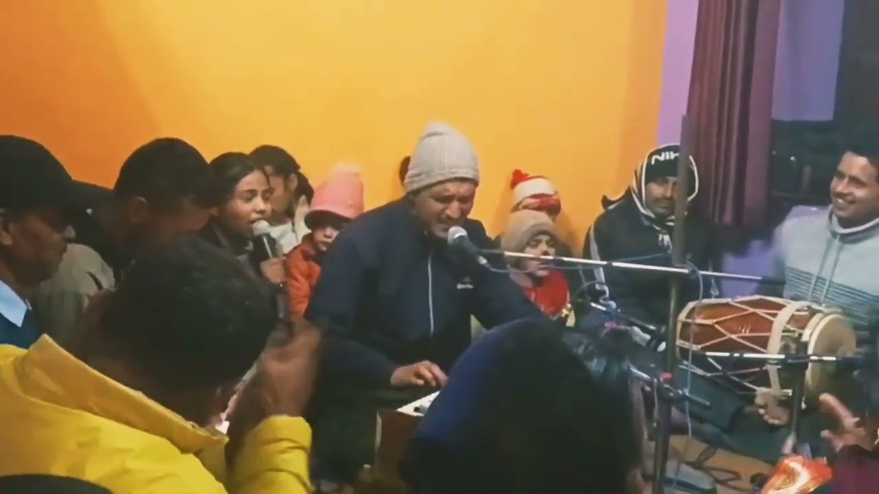 #kumaoni bhajan (अब सौंप दिया इस जीवन को सब भार तुम्हारे हाथों मै ) 🚩 Ramayan mai #devbhumi 