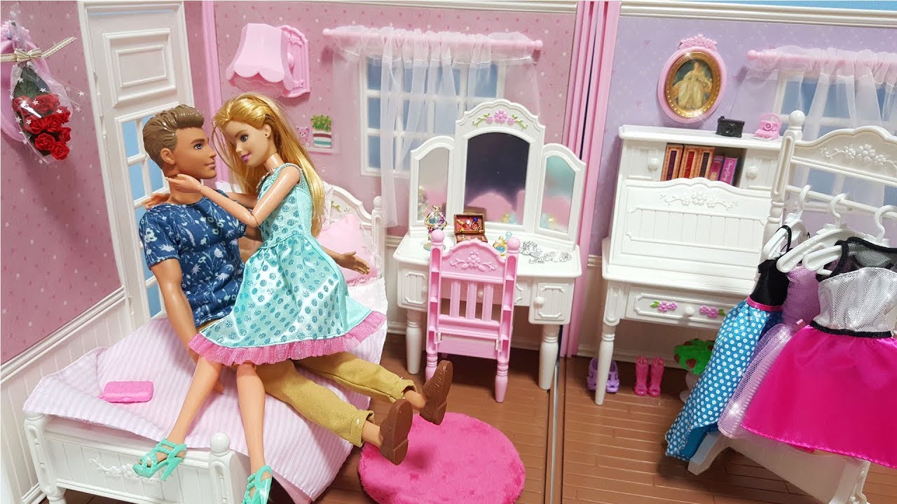 BARBIE & KEN MORNING ROUTINE BEDROOM BREAKFAST DOLL DRESS UP