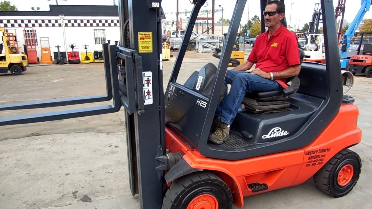 #D20684 Linde H25T-03 5k pneumatic tire forklift