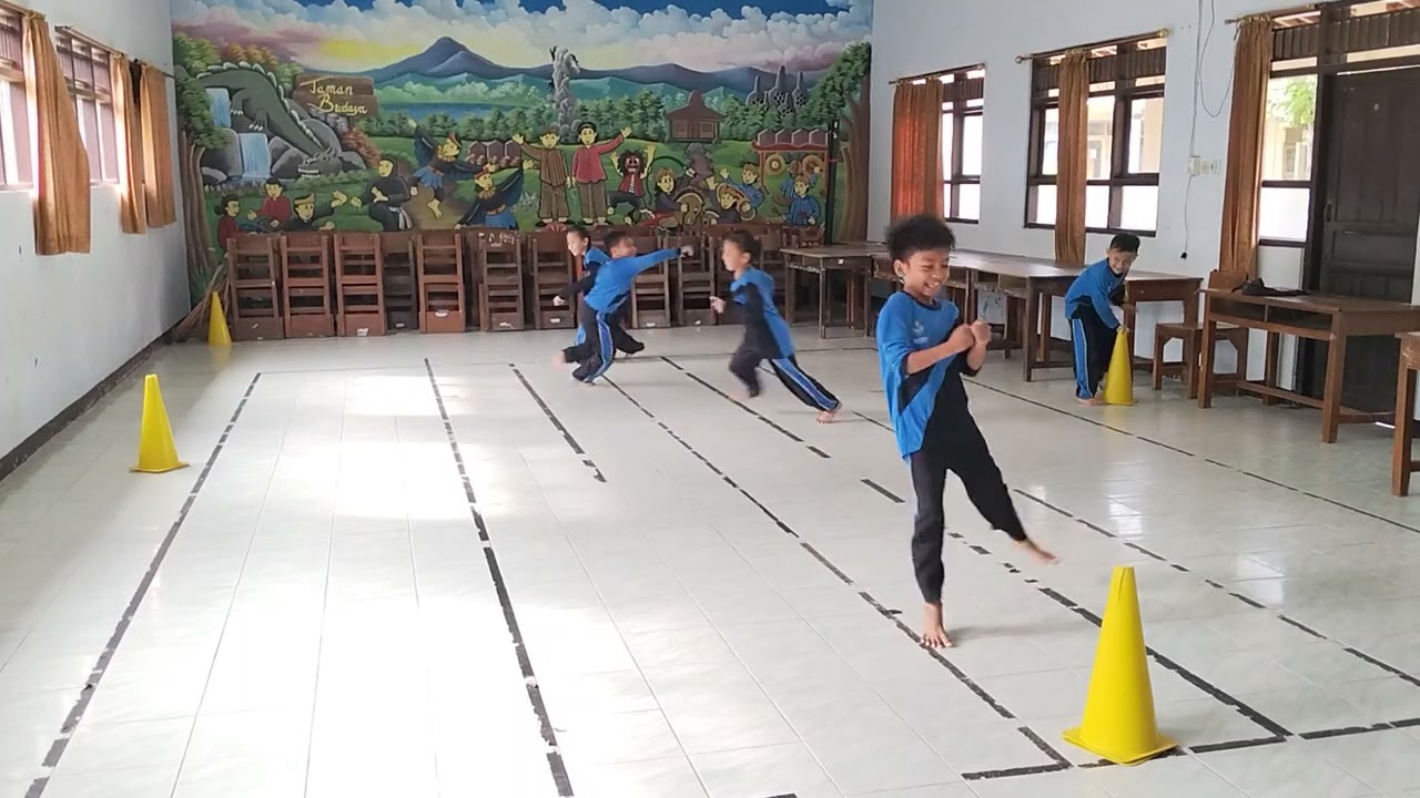 Permainan Reaksi dan Kecepatan gerak PJOK