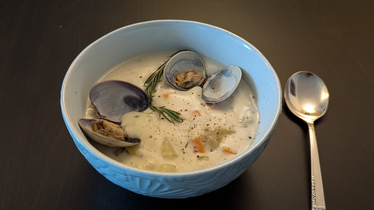 Homemade Creamy Clam Chowder