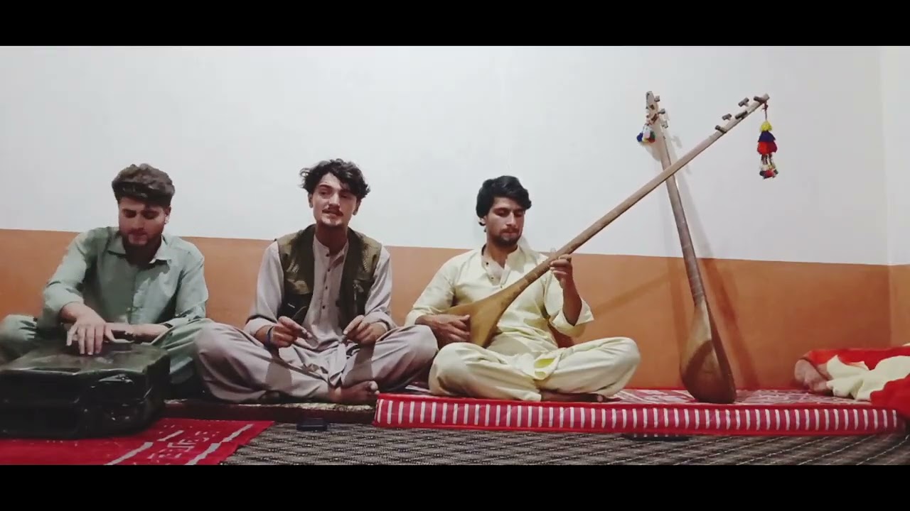 Wa Hosh Kora Boii..#khowaroldsongs #virelvideo #chitralisitar #virel #foryou 