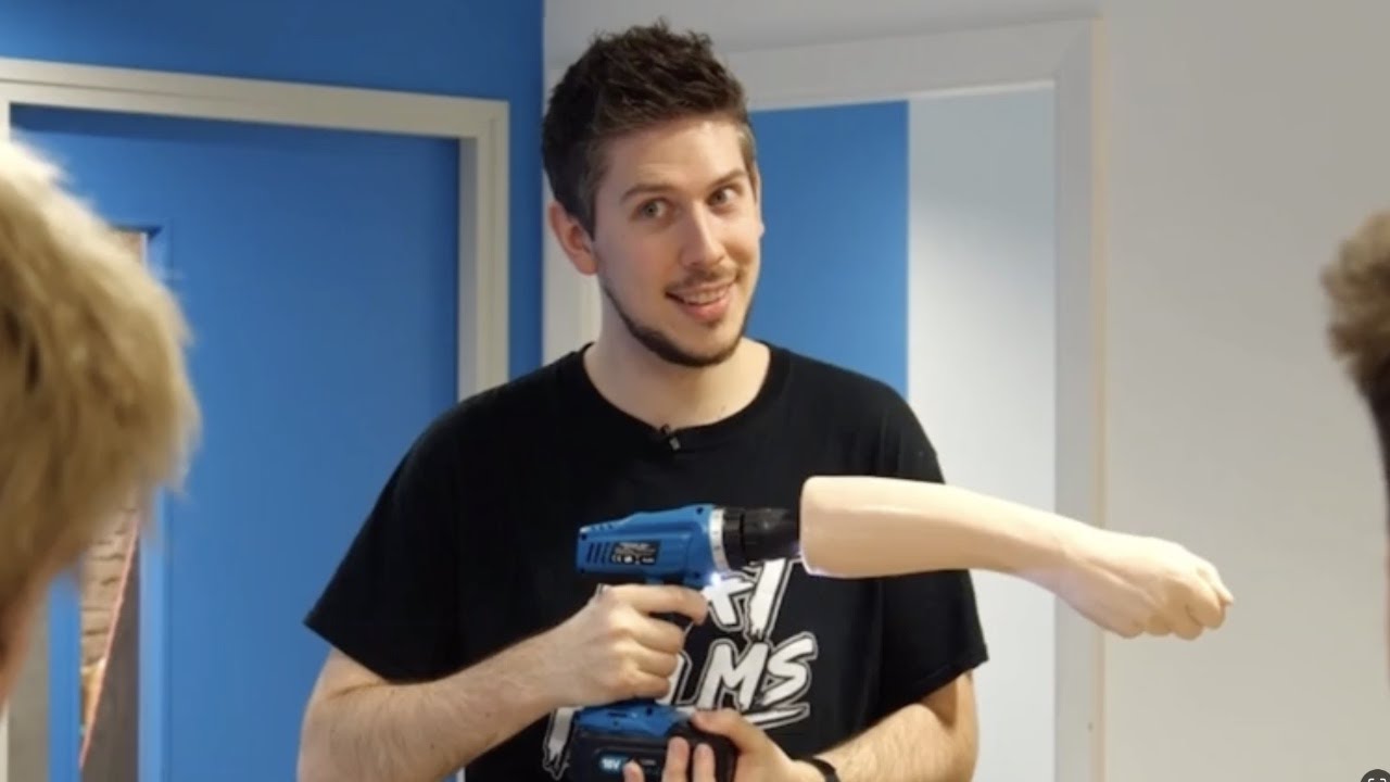 Drilldo 👀 | Hat Films Clips
