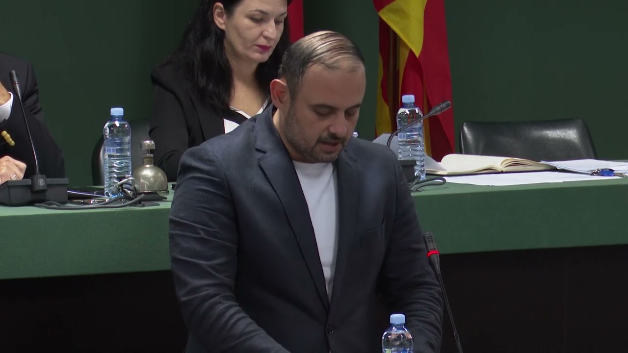 Скопје светнува, а од утре ќе стане и град кој конечно ќе треба да понуди и подобри услуги во ЈСП