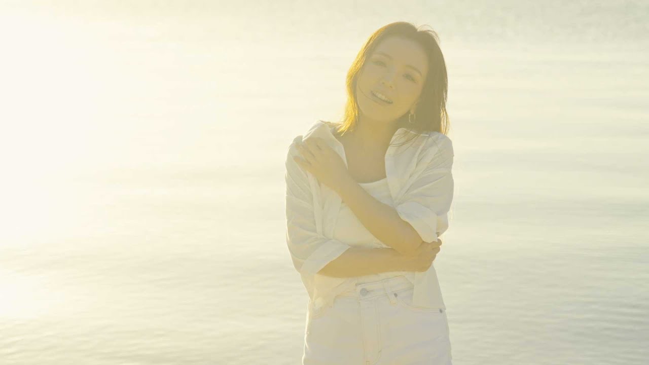 宏実 / Love with Yourself (Official Video)