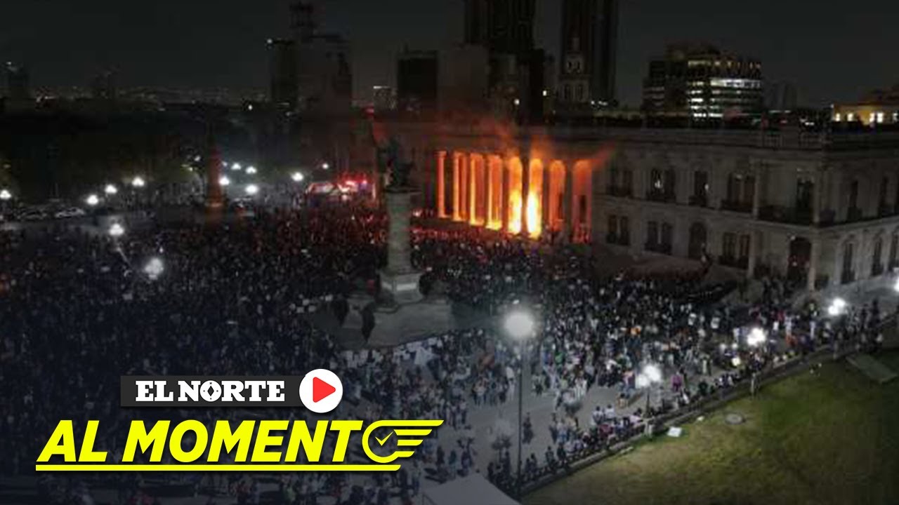 Siguen quemas frente al Palacio de Gobierno en Monterrey