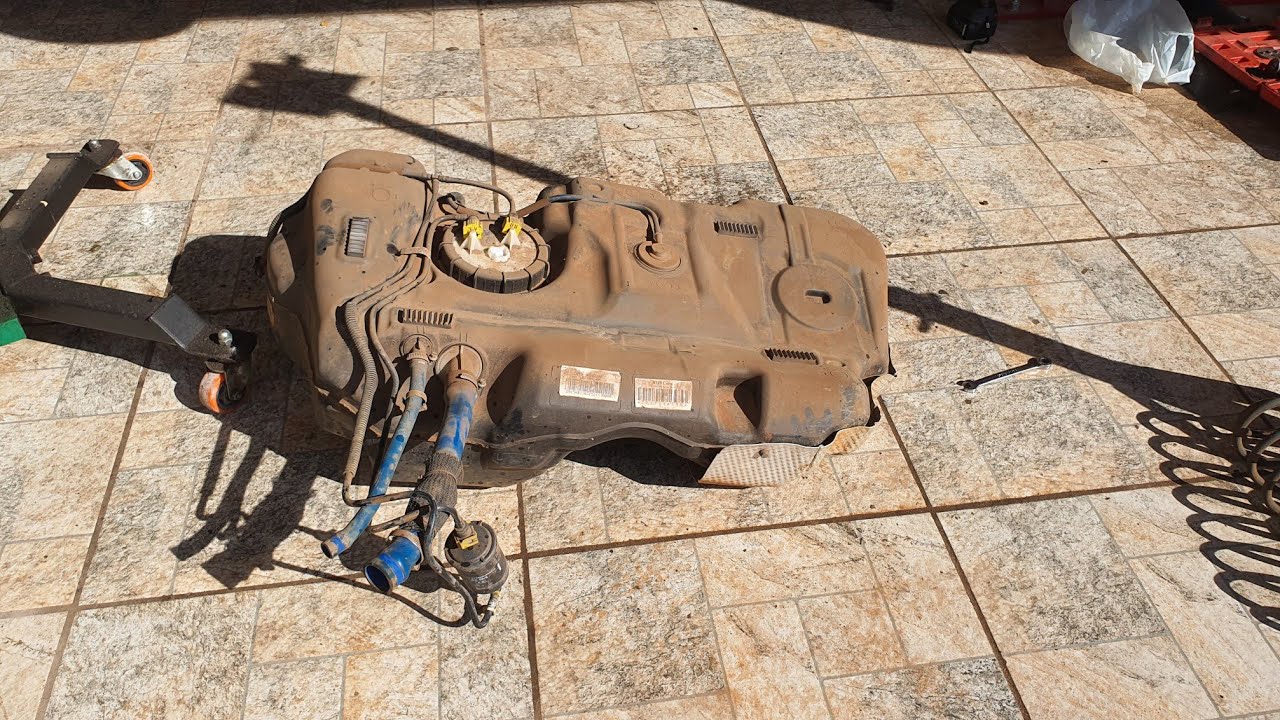 Ford Ecosport 2.0 2015 4x2 - Não Marca Nível de Combustível - Troca do Sensor e Bomba de Combustível