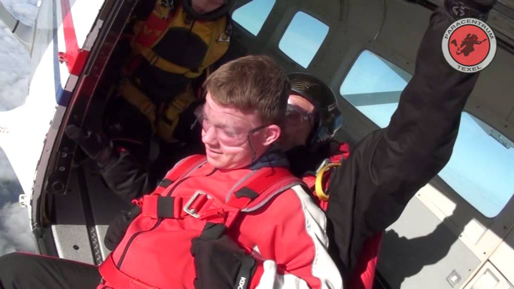 Rogier Veenhoven parachute springen