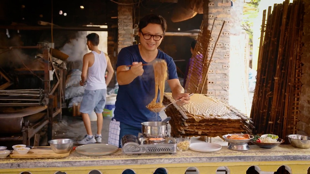 Making and Cooking 700 Year Old Traditional Noodles | Ep8.2