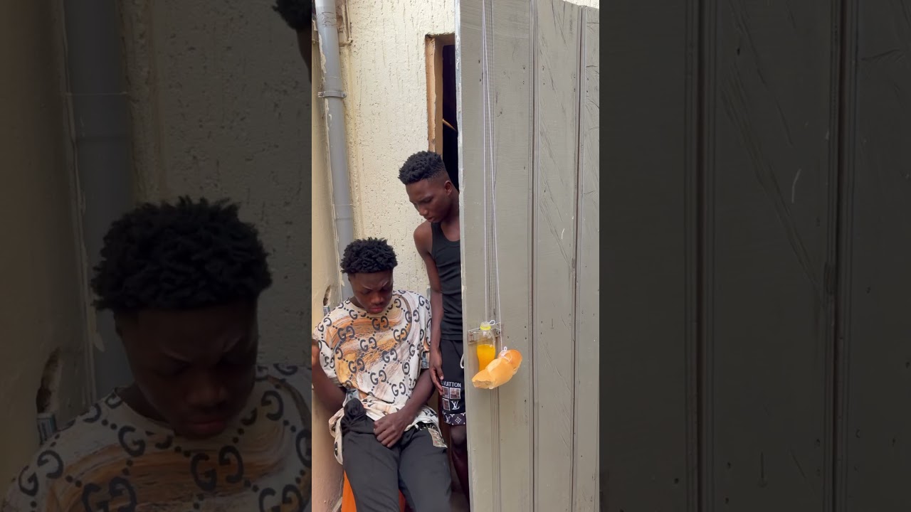 Look at this miser! Watch until the end! 😂😂😂