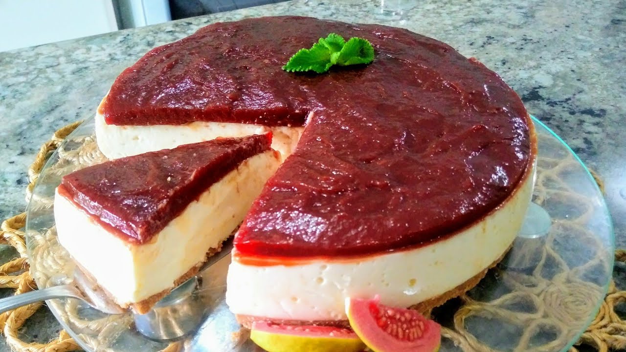 TORTA ROMEU E JULIETA-COMBINAÇÃO PERFEITA DE QUEIJO COM GOIABADA