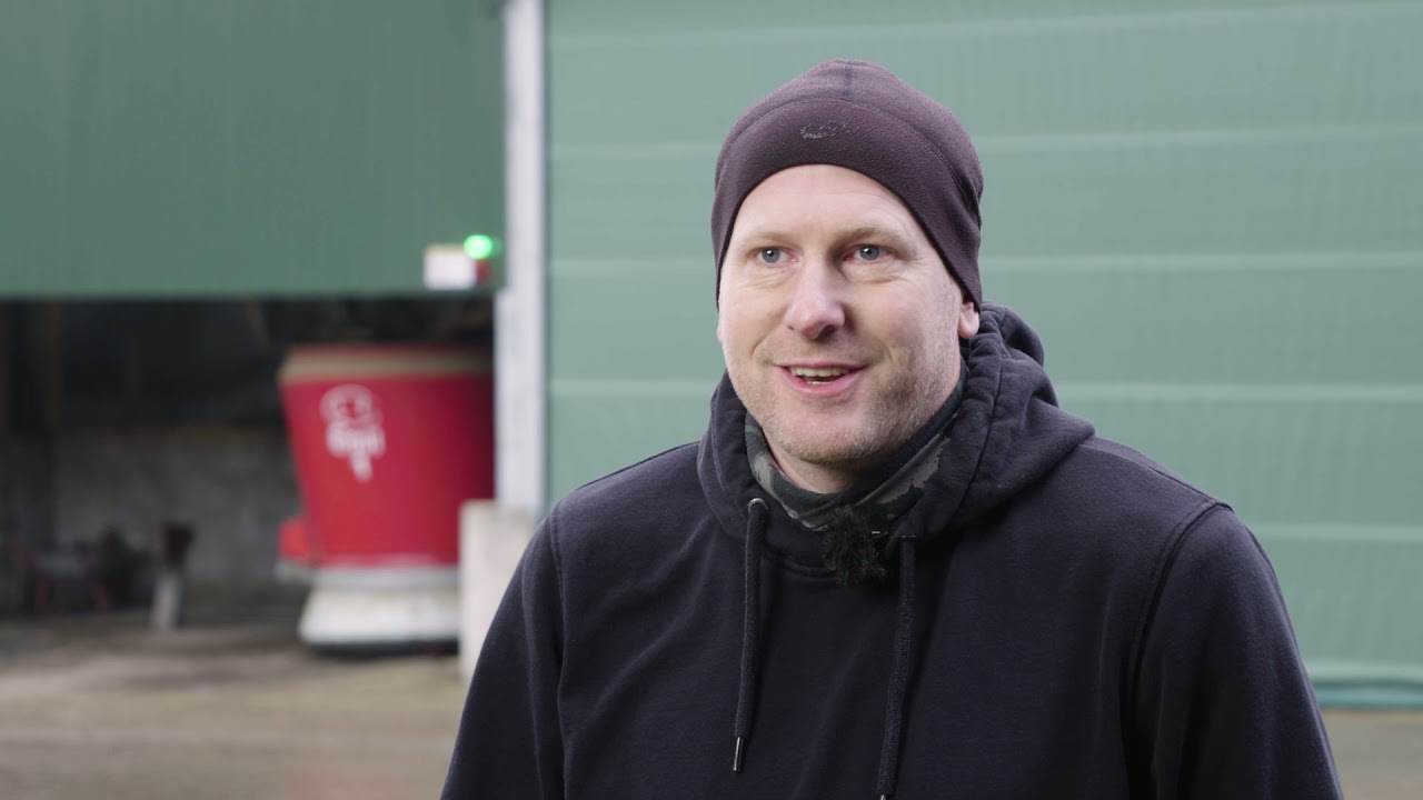 Fam. Wist aus Wischhafen zum Lely Vector Misch- und Fütterungssystem