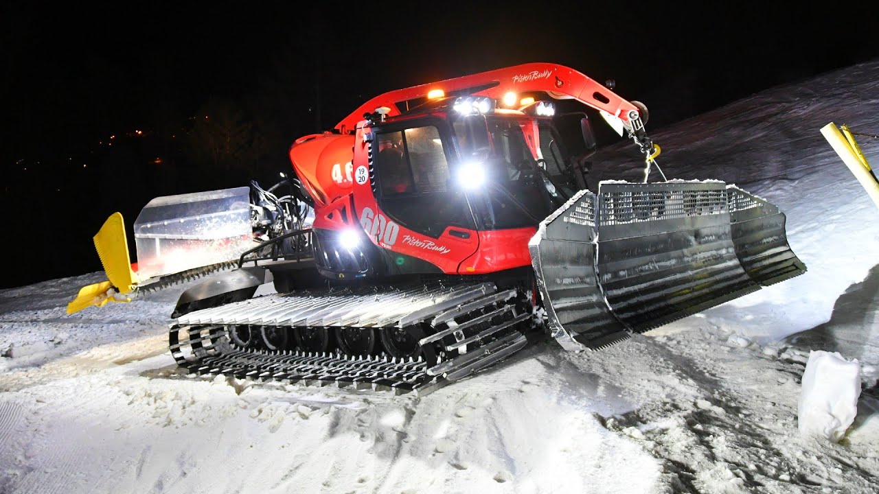 Dameuses Pistenbully 600 & Prinoth Leitwolf à Vars
