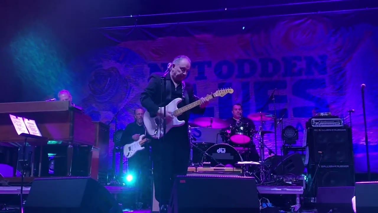 Jimmie Vaughan Six strings down. Notodden Blues festival 2022