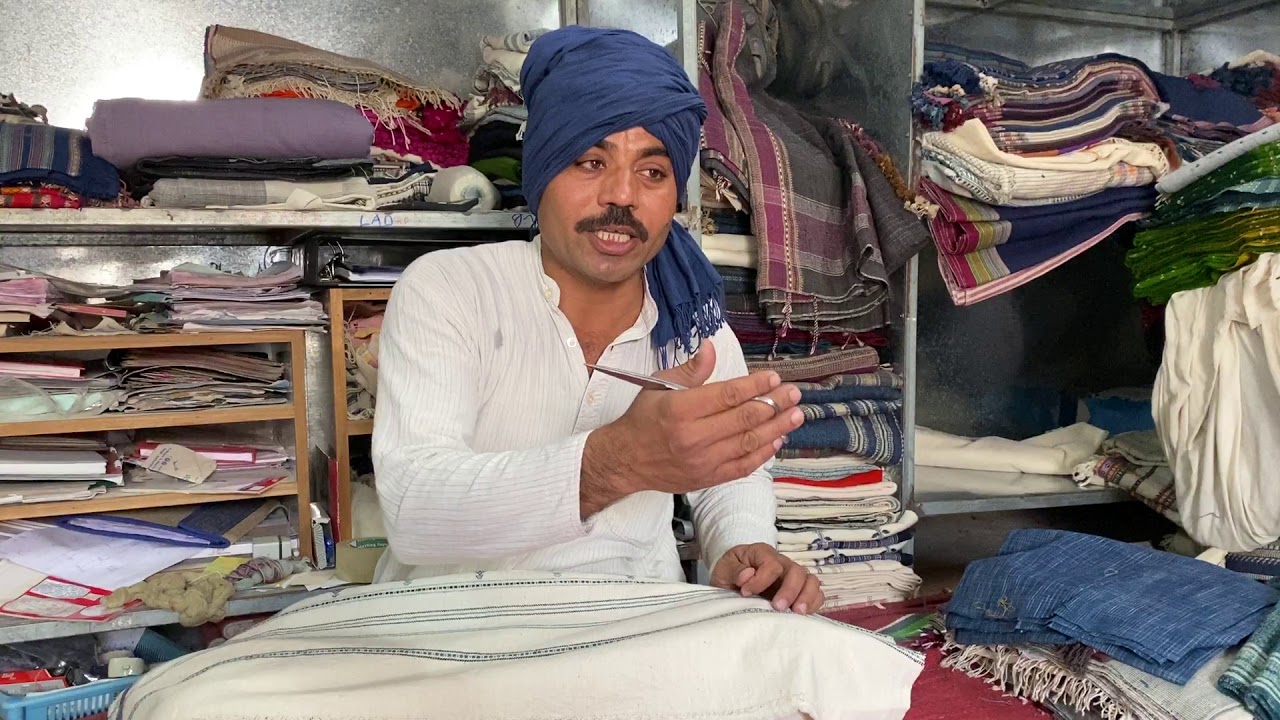 Project LooM: Gujarat Edition: Vankar Dineshjibhai Vishram talks about the design of bhujodi