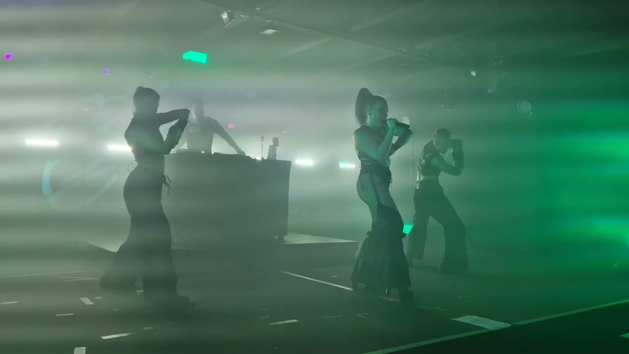 BESS - Ram Pam Pam (Live in Kuopio, Finland 11.11.2023) @Sawohouse Underground