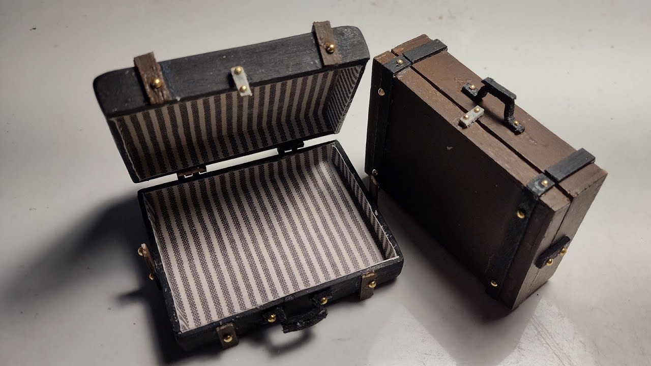 MINIATURE SUITCASES PART 6 of BAGS BOXES and LUGGAGE-ROOMING HOUSE DOLLHOUSE