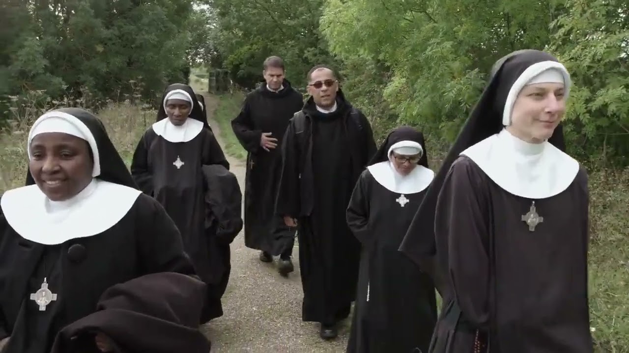Tyburn Nuns visit Walsingham