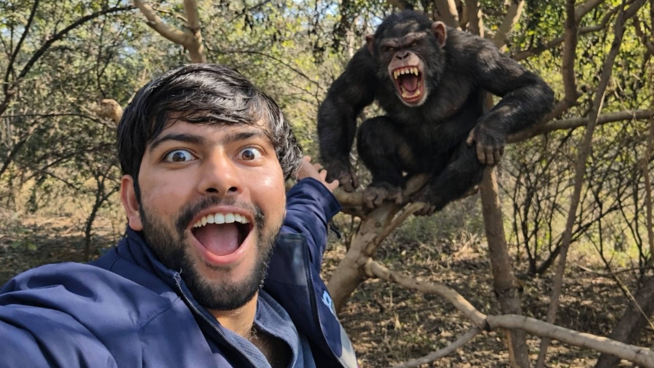 Jungle me mila 1 bada Beast jo hame kha sakta hai.