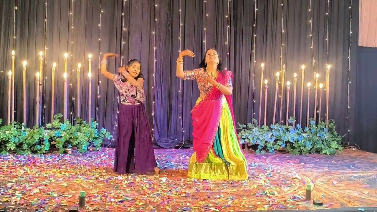 Yaad Piya ki aane lagi | Mother and daughter duet | Dance Performance on Sangeet |